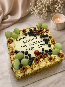 Tort okolicznościowy pistacjowy(ok 1,5kg)