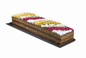 Piernik przekładany powidłami  (ok 1kg)